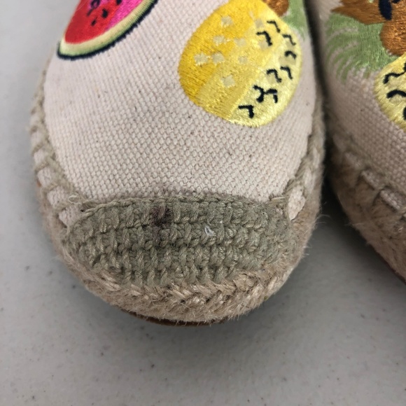 J.Crew Canvas Espadrilles Flats Embroidered Fruits - Picture 3 of 8